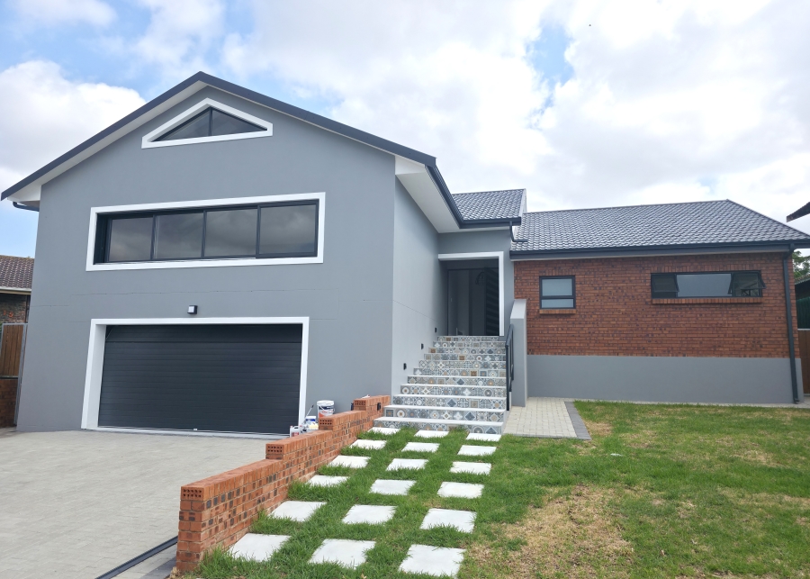 3 Bedroom Property for Sale in Wavecrest Eastern Cape